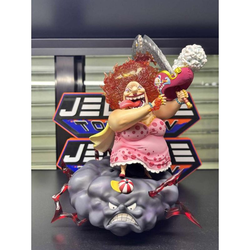 Big Mom Version 1 MEGA WCF Scale (Resin)